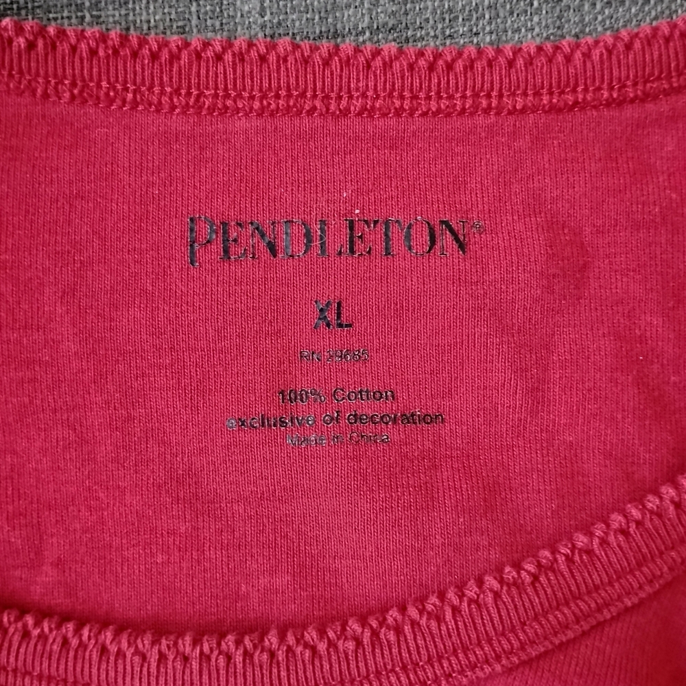 Pendleton Women's Red Graphic Tank Top Size: XL - Picture 6 of 6